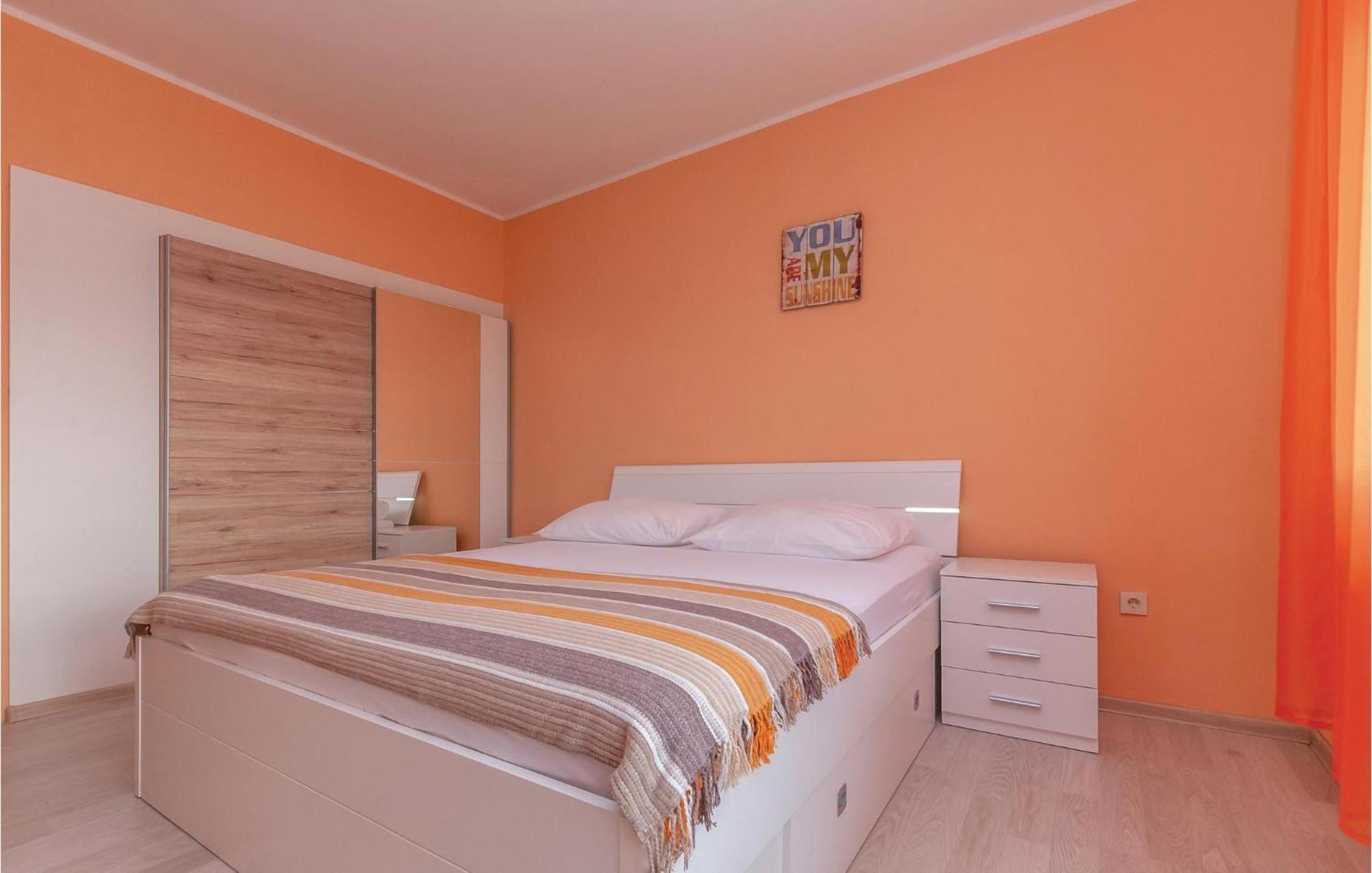 Cozy Home In Dolac With Kitchen Primošten Dış mekan fotoğraf