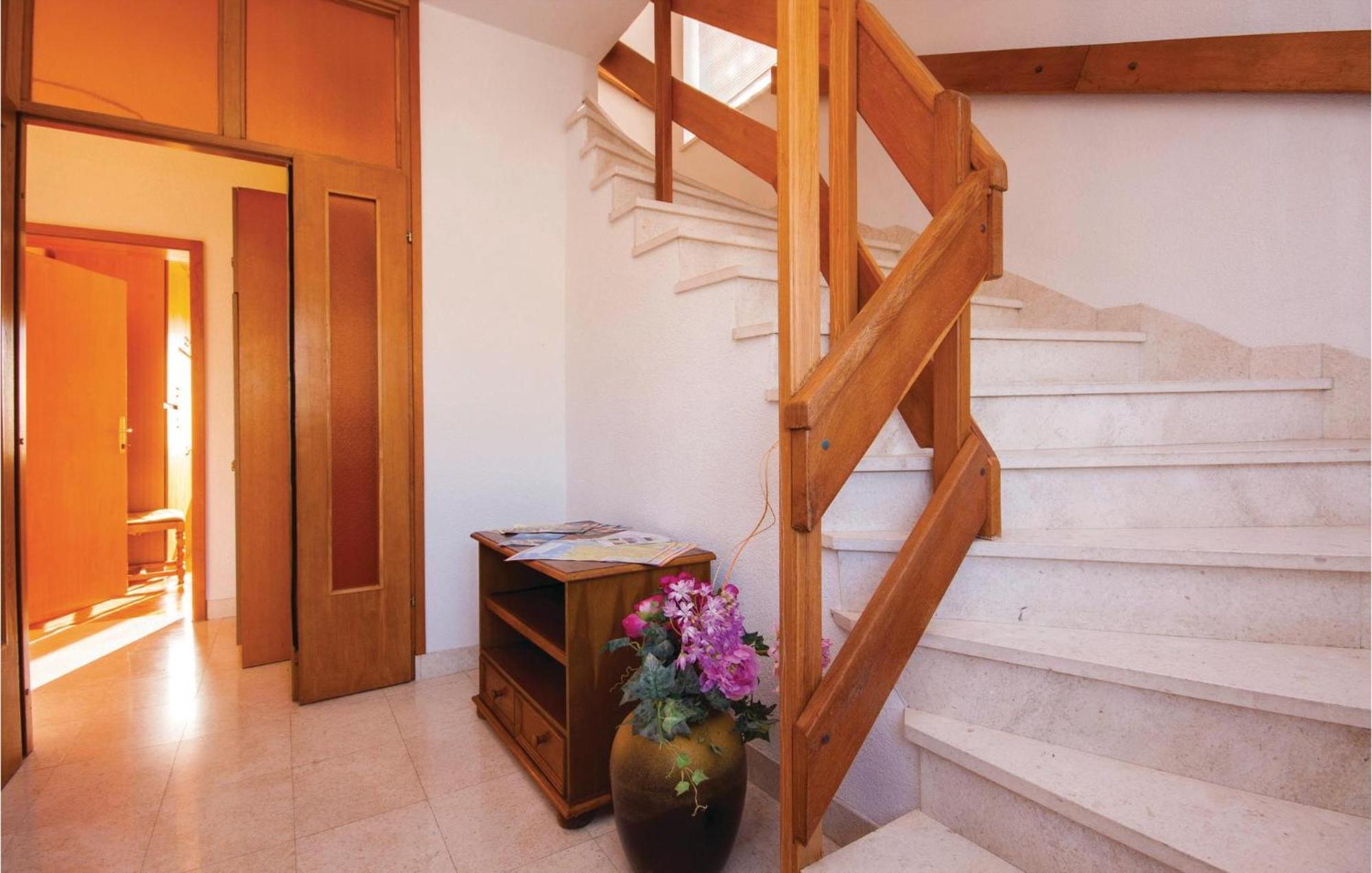Cozy Home In Dolac With Kitchen Primošten Dış mekan fotoğraf